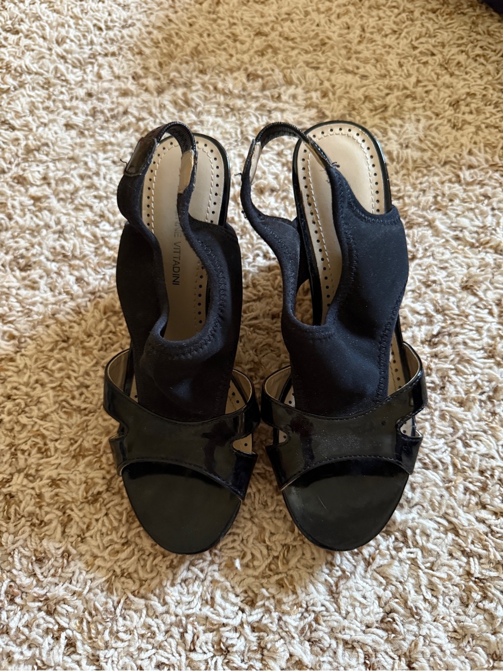 Adrienne Vittadini Black Slingback Patent-Trim Heels